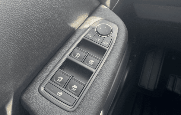 renault-clio-v-1-5-dci-100ch-evolution-25 - 931494713