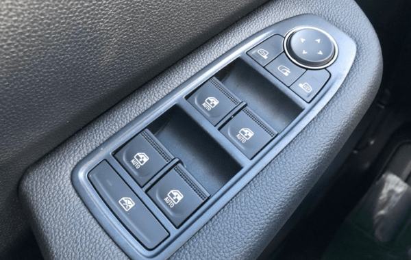 renault-clio-v-1-5-dci-100ch-evolution-25 - 931504713