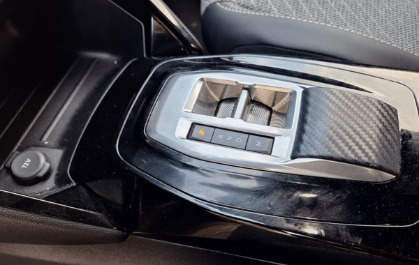 peugeot-2008-1-2-hybrid-145ch-allure-e-dcs6 - 931564713