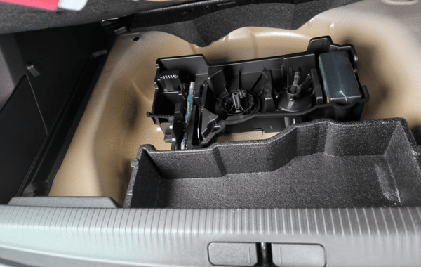 peugeot-2008-1-2-puretech-130ch-s-s-allure-eat8 - 931694713