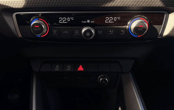 audi-a1-sportback-30-tfsi-116ch-s-line - 932164713