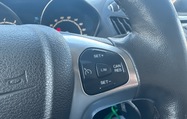 ford-tourneo-courier-1-0e-100ch-titanium - 932374713