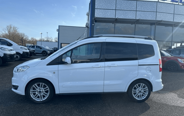 ford-tourneo-courier-1-0e-100ch-titanium - 932374713