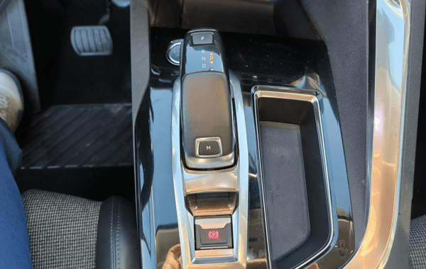 peugeot-3008-1-2-puretech-130ch-allure-s-s-eat6 - 932484713