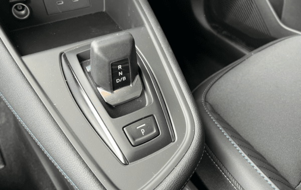 renault-symbioz-1-8-e-tech-full-hybrid-160ch-techno-25 - 932644713