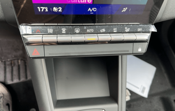 renault-symbioz-1-8-e-tech-full-hybrid-160ch-techno-25 - 932664713