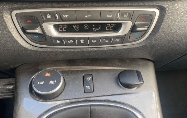renault-scenic-iii-xmod-1-6-dci-130ch-energy-business-eco2 - 932874713