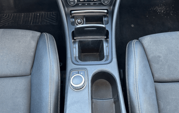 mercedes-gla-200-d-sensation-7g-dct - 933404713