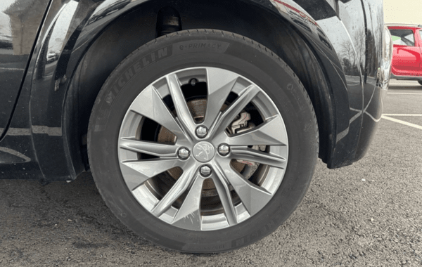 peugeot-208-e-208-136ch-style - 933504713