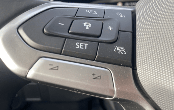 volkswagen-t-cross-1-0-tsi-116ch-r-line-dsg7 - 933714713