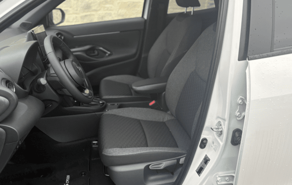 toyota-yaris-cross-130h-design-my25 - 934494713