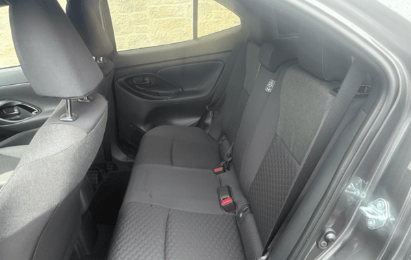 toyota-yaris-cross-130h-design-my25 - 934514713