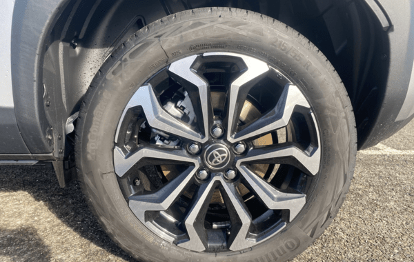 toyota-yaris-cross-130h-design-my25 - 934524713