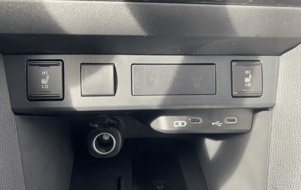 toyota-yaris-cross-130h-design-my25 - 934524713