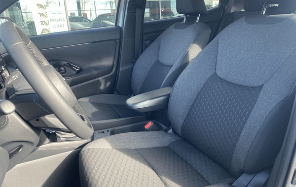 toyota-yaris-cross-130h-design-my25 - 934534713