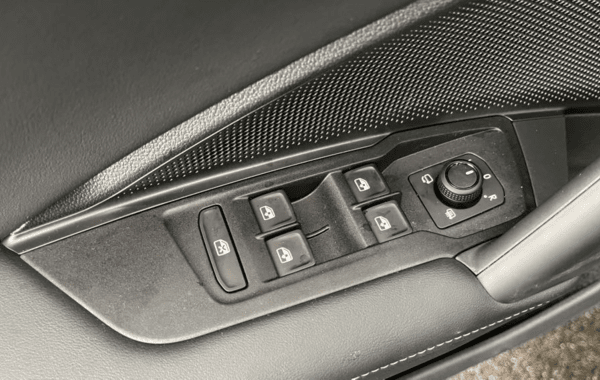 volkswagen-tiguan-1-5-etsi-150ch-life-plus-dsg7 - 934624713