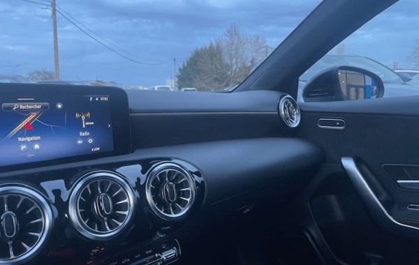 mercedes-classe-a-200-163ch-amg-line-7g-dct - 935344713