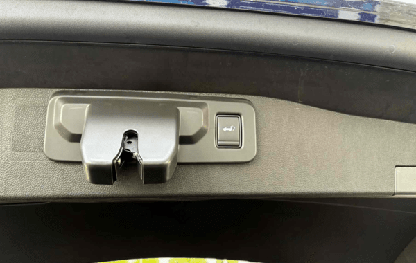 renault-austral-1-2-e-tech-full-hybrid-200ch-esprit-alpine-26 - 936014713