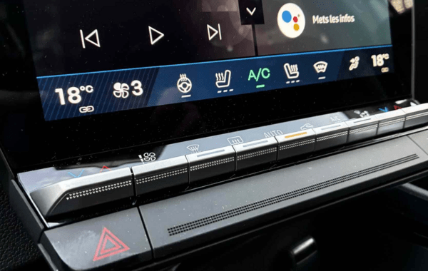 renault-austral-1-2-e-tech-full-hybrid-200ch-esprit-alpine-26 - 936014713