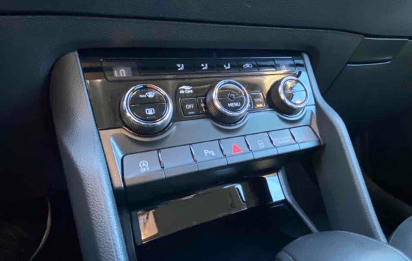 skoda-karoq-1-5-tsi-evo-2-act-150ch-selection-dsg7 - 936274713