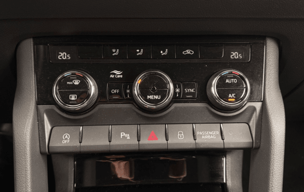 skoda-karoq-1-5-tsi-evo-2-act-150ch-selection-dsg7 - 936334713