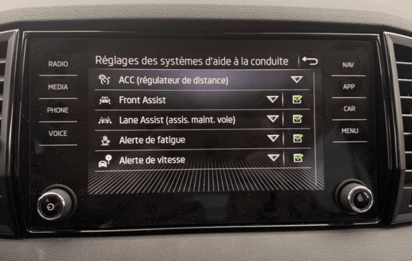 skoda-karoq-1-5-tsi-evo-2-act-150ch-selection-dsg7 - 936334713