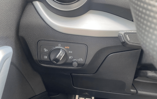 audi-q2-35-tdi-150ch-s-line-s-tronic-7 - 936434713