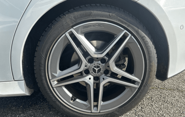 mercedes-classe-a-w177-200-163ch-amg-line-7g-dct - 936554713