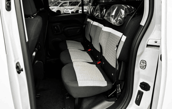 citroen-berlingo-taille-m-1-5-bluehdi-130ch-s-s-max-eat8-5-places - 936624713