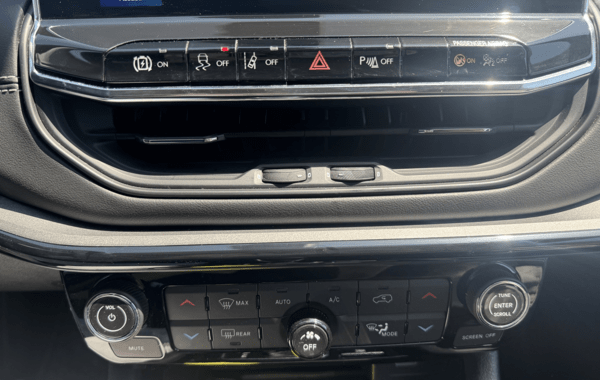 jeep-compass-1-3-turbo-t4-240ch-phev-4xe-s-at6-eawd - 937374713