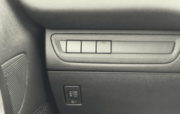 peugeot-208-affaire-1-2-puretech-82ch-s-s-premium-pack-euro6c - 937454713