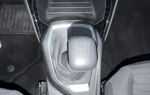 peugeot-2008-1-2-100ch-s-s-active-pack - 937474713