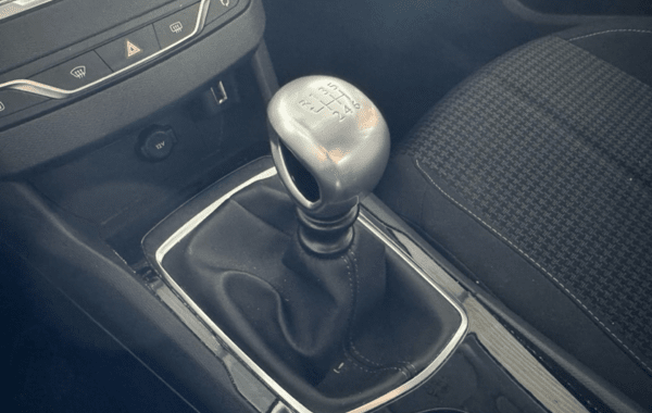 peugeot-308-1-2-puretech-110ch-e6-3-s-s-active-business - 937884713