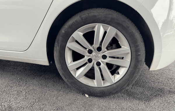 peugeot-308-1-2-puretech-110ch-e6-3-s-s-active-business - 937884713