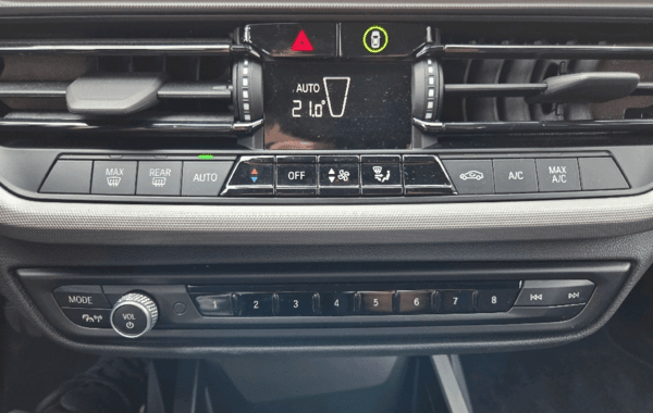 bmw-serie-1-f40-116ia-109ch-business-design-dkg7 - 937924713