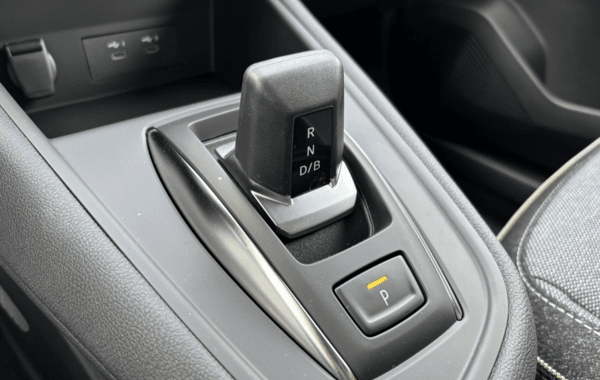 renault-symbioz-1-8-e-tech-full-hybrid-160ch-techno-26 - 938334713