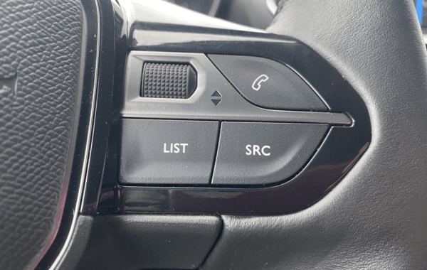 peugeot-208-1-2-puretech-100ch-s-s-allure - 938374713