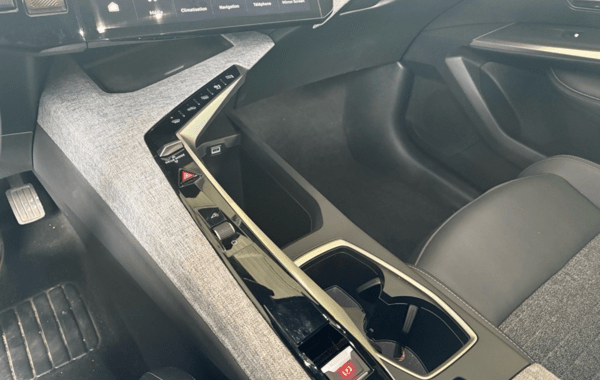 peugeot-5008-hybrid-145ch-allure-e-dcs6 - 938634713