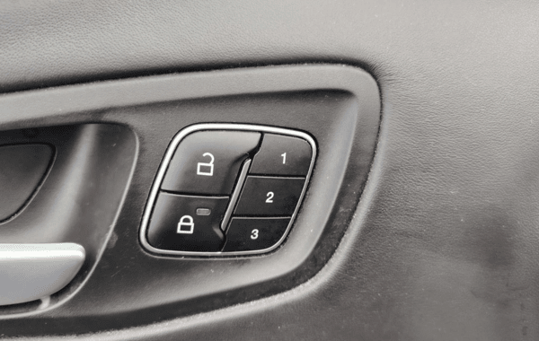 ford-kuga-1-5-flexifuel-e85-150ch-stop-start-vignale-170g-4x2-euro6-2 - 938994713