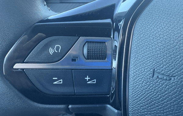 peugeot-208-1-5-bluehdi-100ch-s-s-active - 939064713