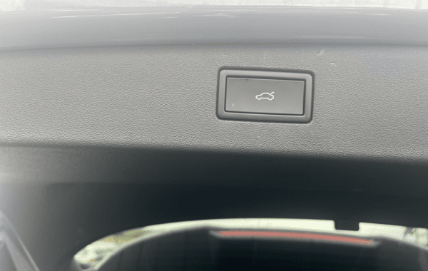 volkswagen-tiguan-2-0-tdi-150ch-r-line-dsg7 - 939624713