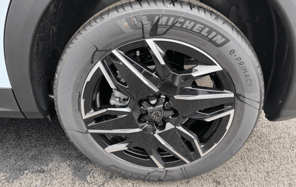 peugeot-3008-1-2-hybrid-145ch-gt-e-dcs6 - 939794713