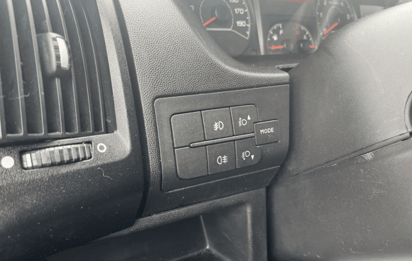 peugeot-boxer-fg-330-l1h2-2-0-bluehdi-130-s-s-premium-pack - 939984713