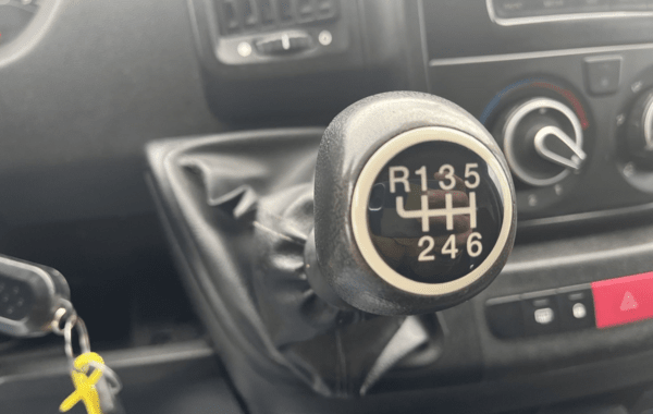 peugeot-boxer-fg-330-l1h2-2-0-bluehdi-130-s-s-premium-pack - 939984713