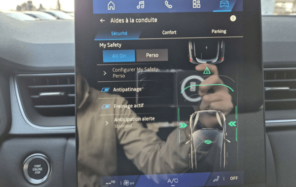 renault-symbioz-1-8-e-tech-full-hybrid-160ch-techno-26 - 940284713
