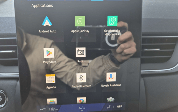 renault-symbioz-1-8-e-tech-full-hybrid-160ch-techno-26 - 940324713