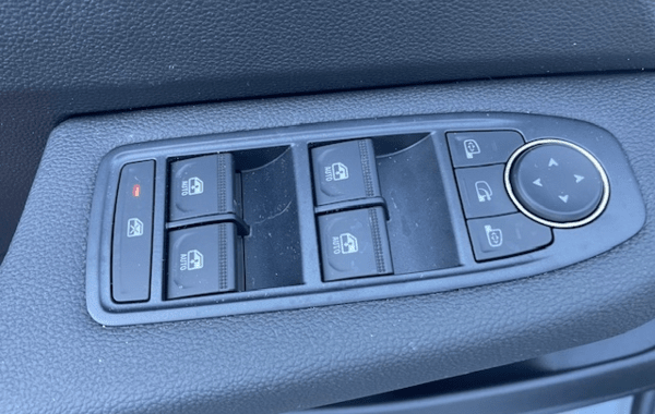 renault-clio-v-1-5-dci-100ch-evolution-25 - 940534713