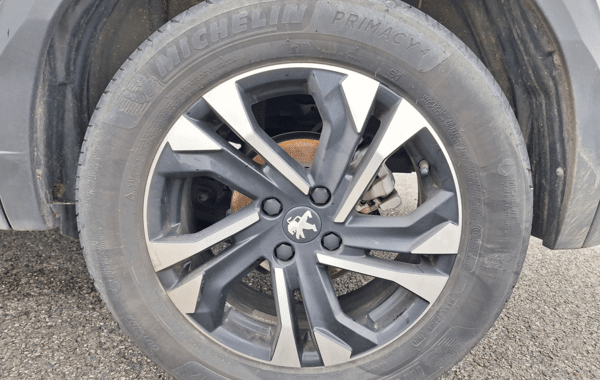 peugeot-2008-1-5-bluehdi-130ch-s-s-gt-eat8-125g - 940574713