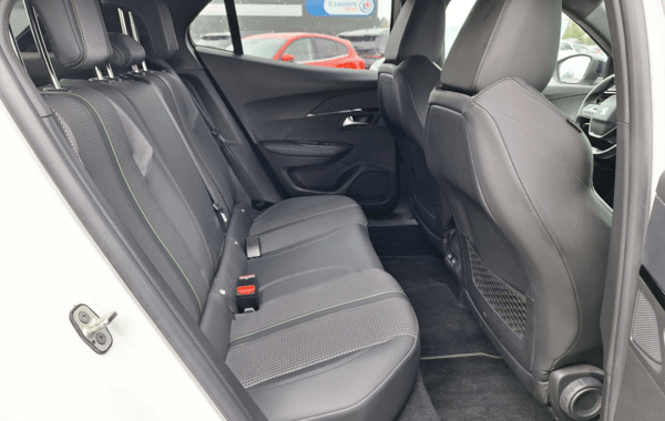 peugeot-2008-1-5-bluehdi-130ch-s-s-gt-eat8-125g - 940574713