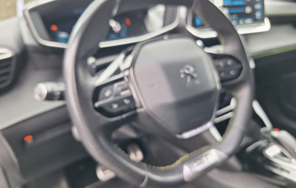 peugeot-2008-1-5-bluehdi-130ch-s-s-gt-eat8-125g - 940574713